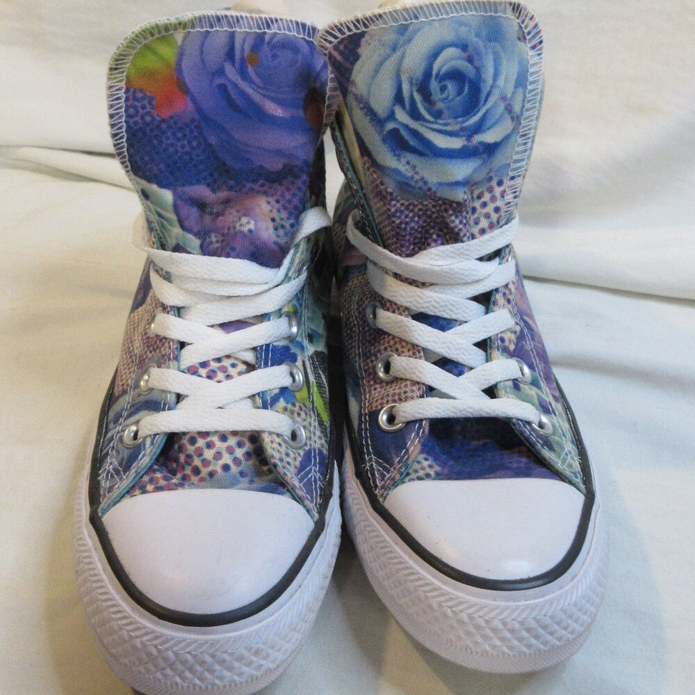 COLLECTIBLE~RARE~GEOMETRIC/FLORALS~CHUCK TAYLOR CONVERSE ALL STAR HIGH TOPS~sz 7